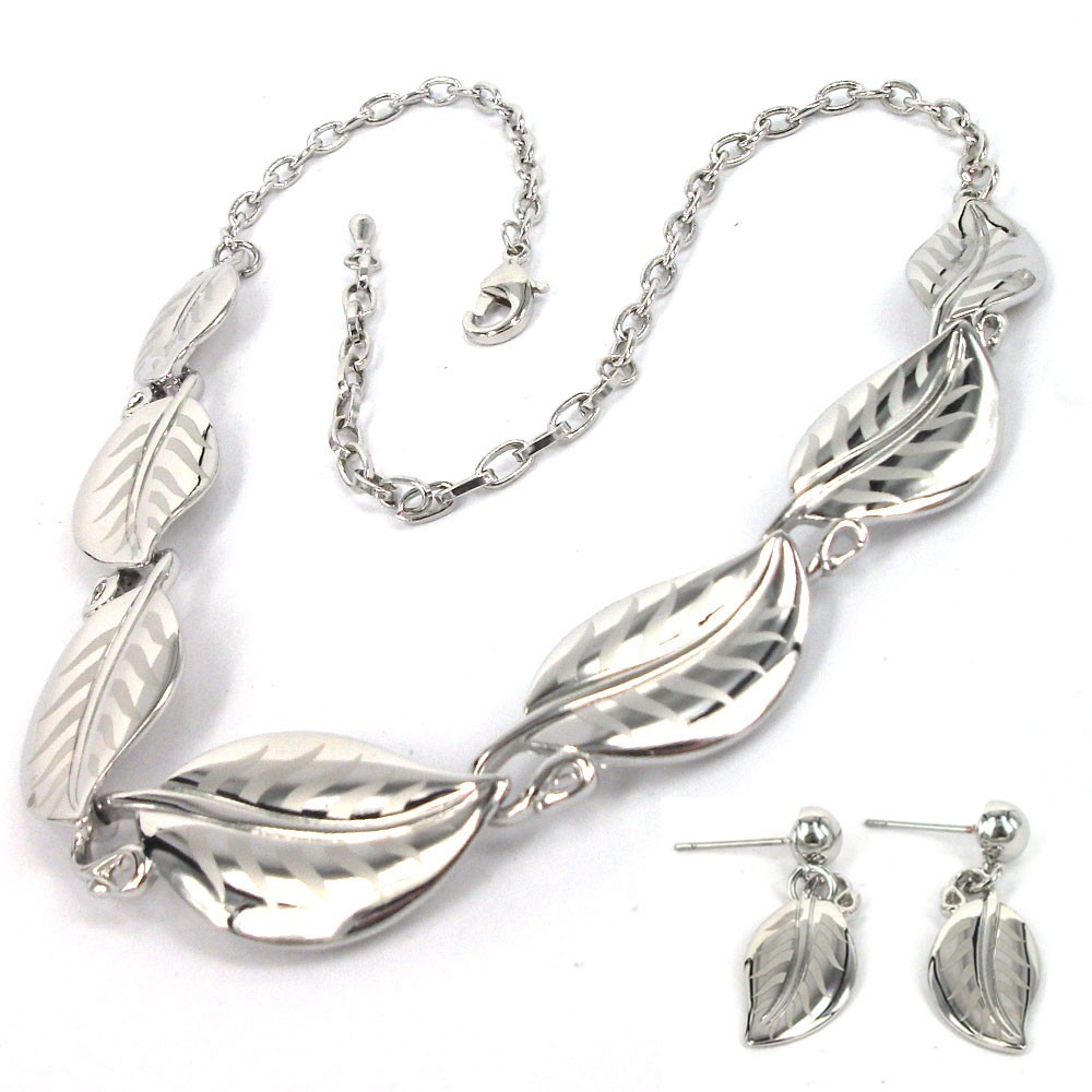 Nice Fashion Style Silver Plated Leaves Necklace And Earrings Set on Luulla